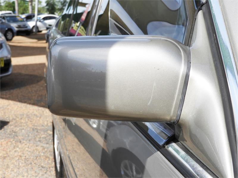 1999 HOLDEN STATESMAN VS III AUTOMATIC SEDAN