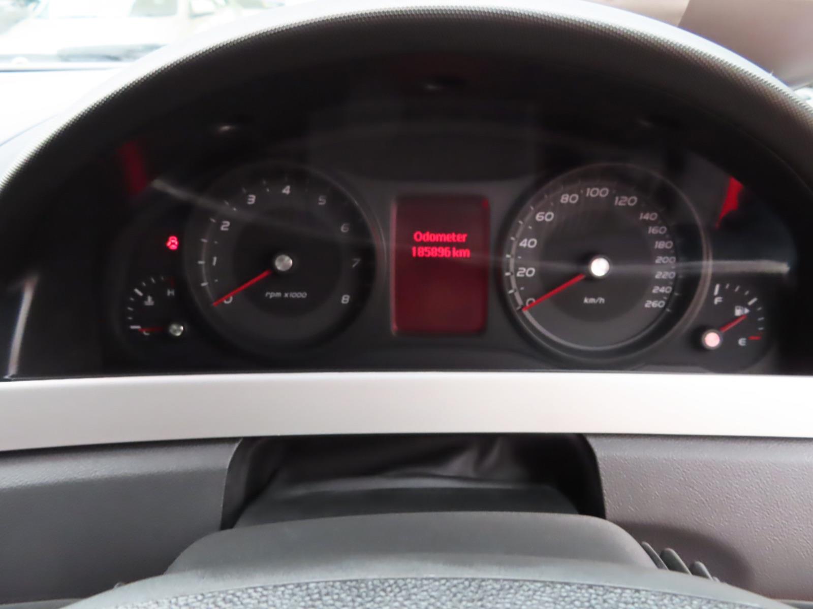 2012 HOLDEN COMMODORE VE II MY12 SV6 THUNDER 6 SP AUTOMATIC UTILITY