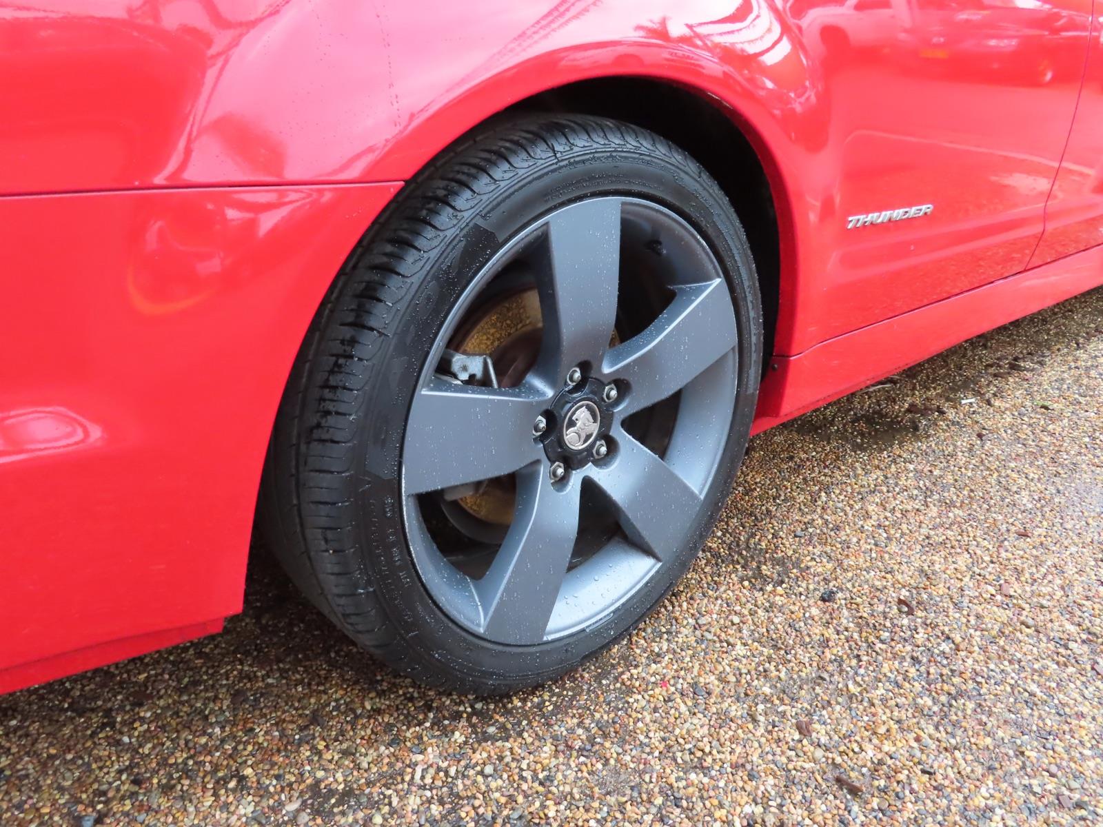 2012 HOLDEN COMMODORE VE II MY12 SV6 THUNDER 6 SP AUTOMATIC UTILITY