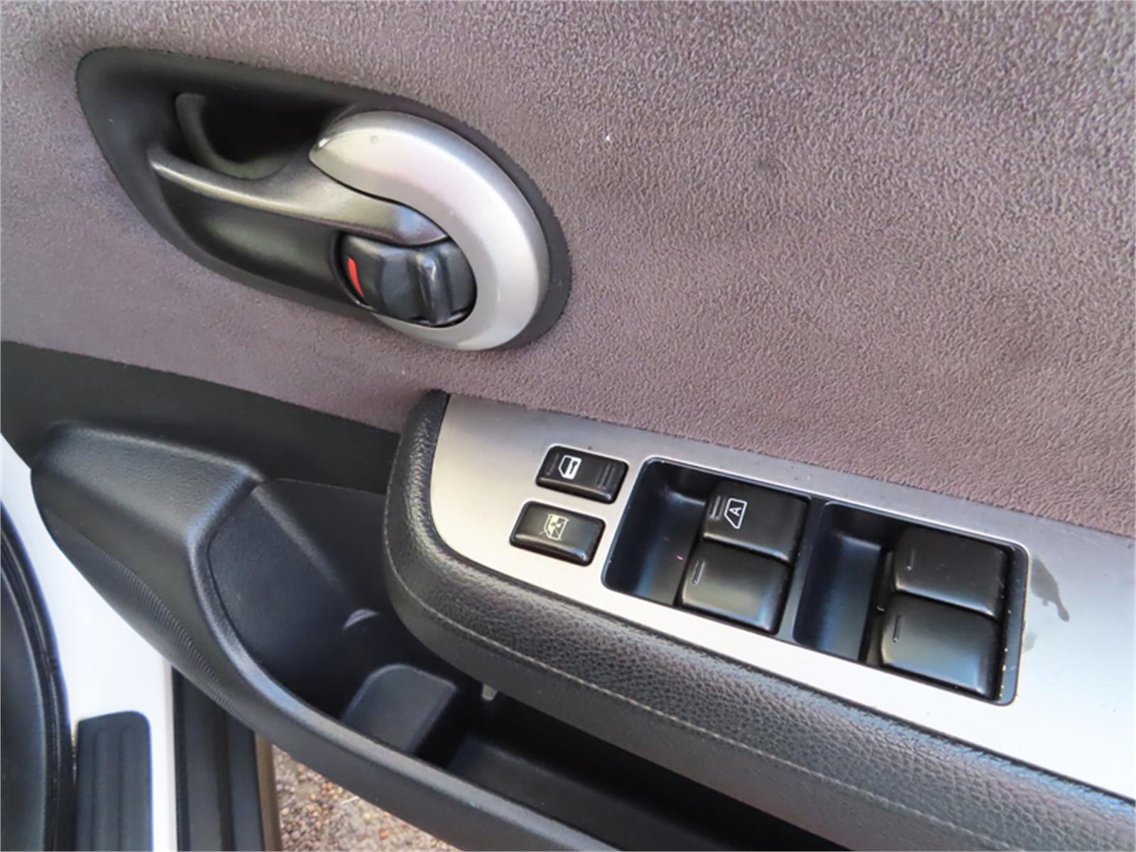 2012 NISSAN TIIDA C11 SERIES 4 ST 4 SP AUTOMATIC 5D HATCHBACK