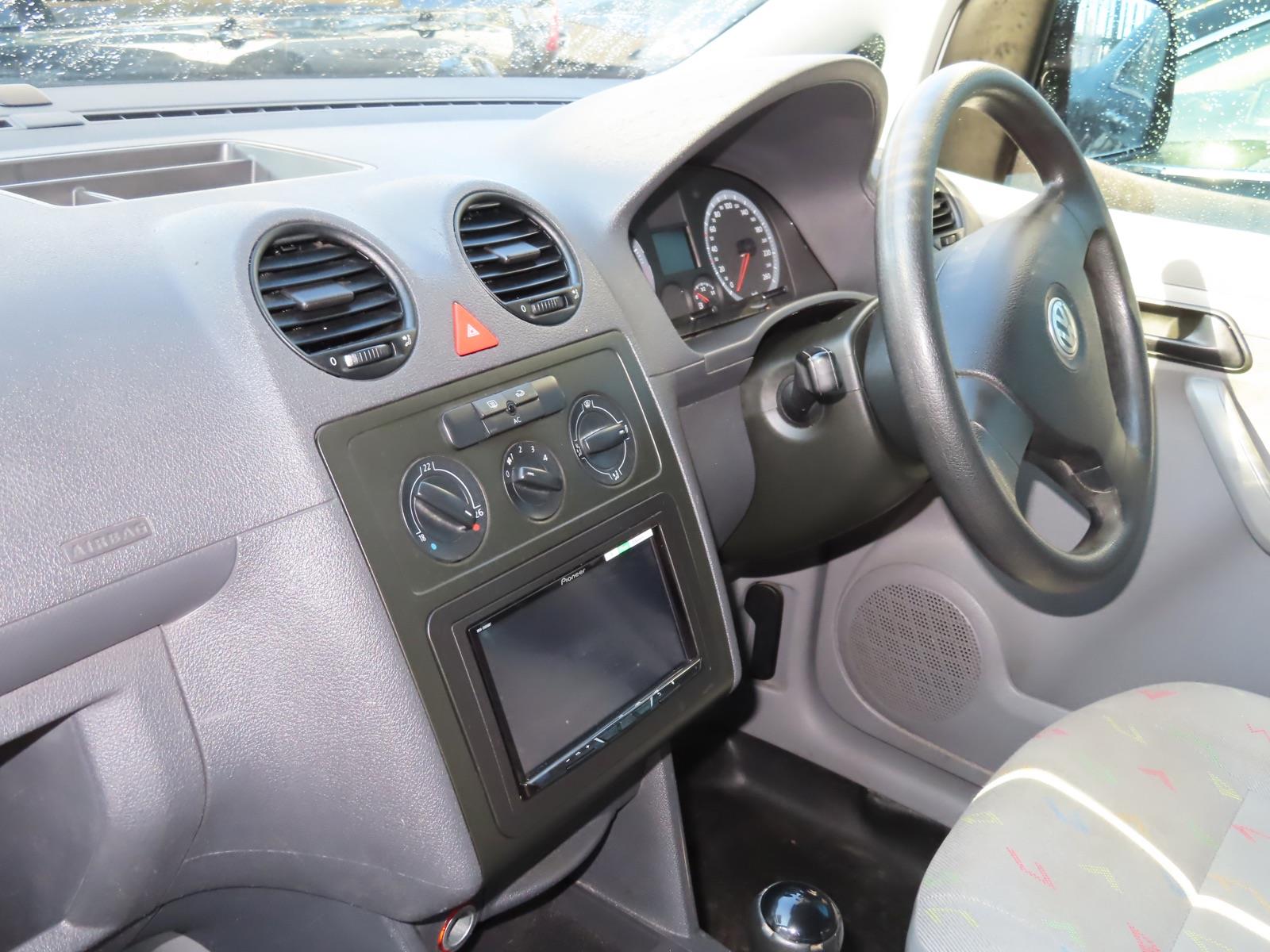 2008 VOLKSWAGEN CADDY 2K MY08 1.6 5 SP MANUAL VAN
