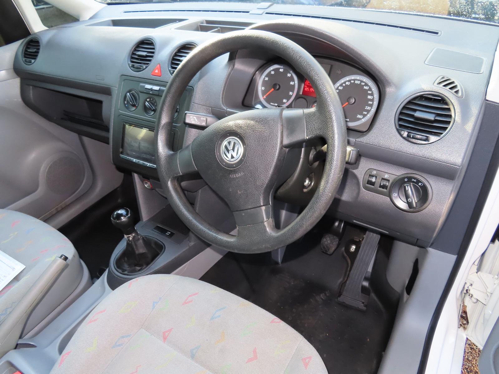 2008 VOLKSWAGEN CADDY 2K MY08 1.6 5 SP MANUAL VAN