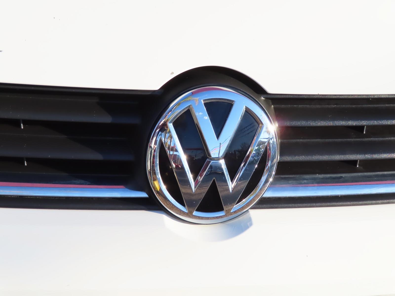 2014 VOLKSWAGEN POLO 6R MY15 66 TSI TRENDLINE 5 SP MANUAL 5D HATCHBACK