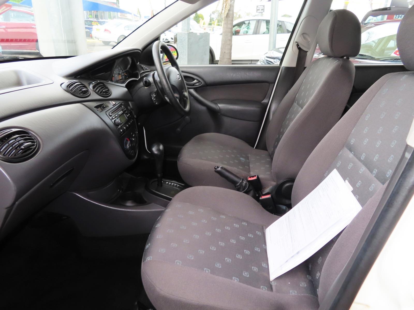 2004 FORD FOCUS LR CL 4 SP AUTOMATIC 5D HATCHBACK