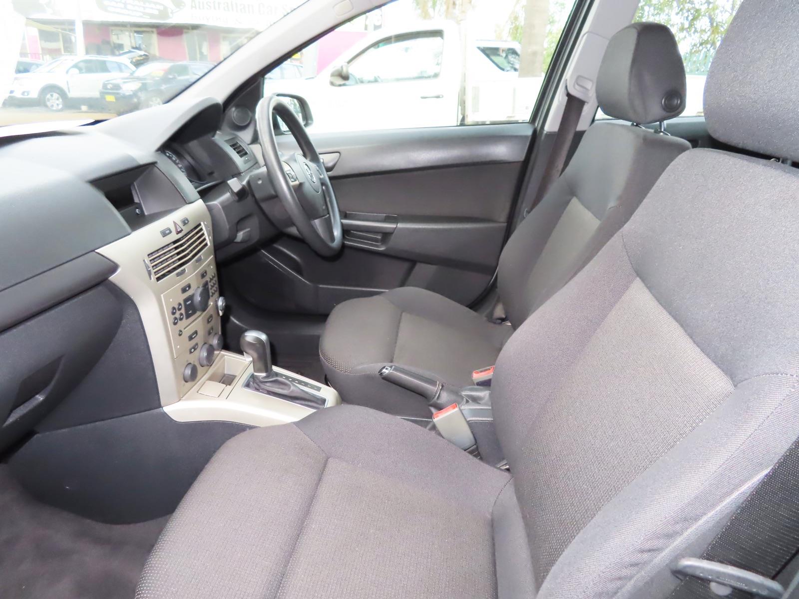 2007 HOLDEN ASTRA AH MY07 CD 4 SP AUTOMATIC 4D WAGON