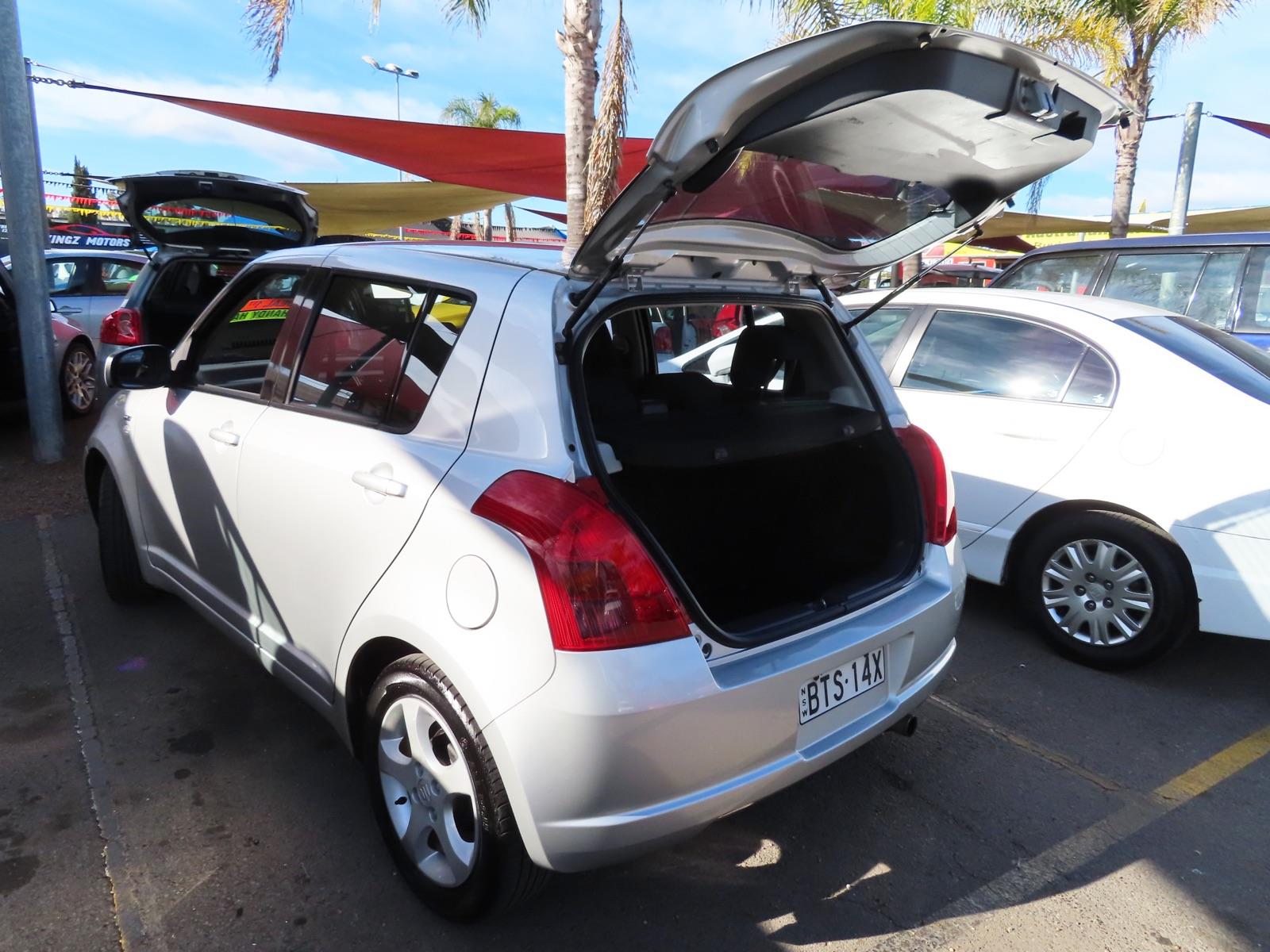 2005 SUZUKI SWIFT EZ 5 SP MANUAL 5D HATCHBACK