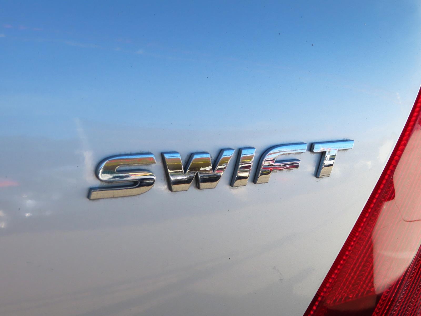 2005 SUZUKI SWIFT EZ 5 SP MANUAL 5D HATCHBACK