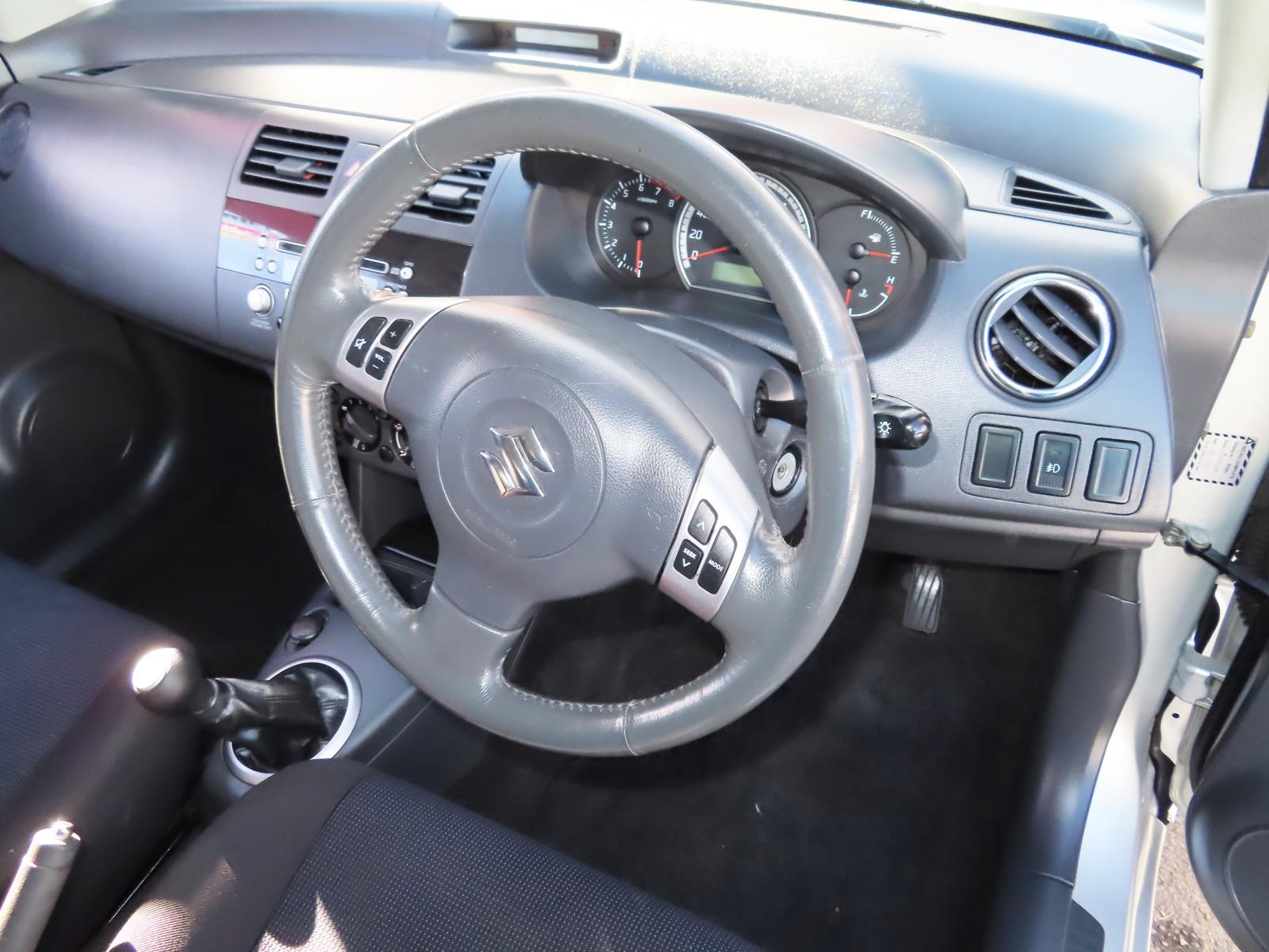 2005 SUZUKI SWIFT EZ 5 SP MANUAL 5D HATCHBACK