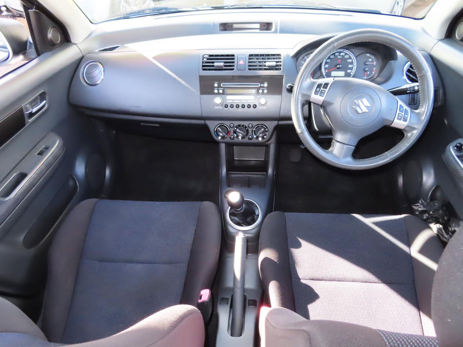 2005 SUZUKI SWIFT EZ 5 SP MANUAL 5D HATCHBACK