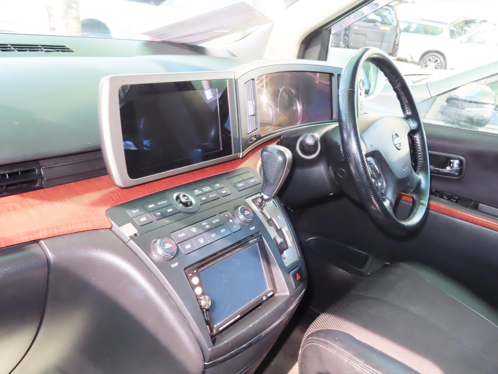 2005 NISSAN ELGRAND E51 5 SP AUTOMATIC