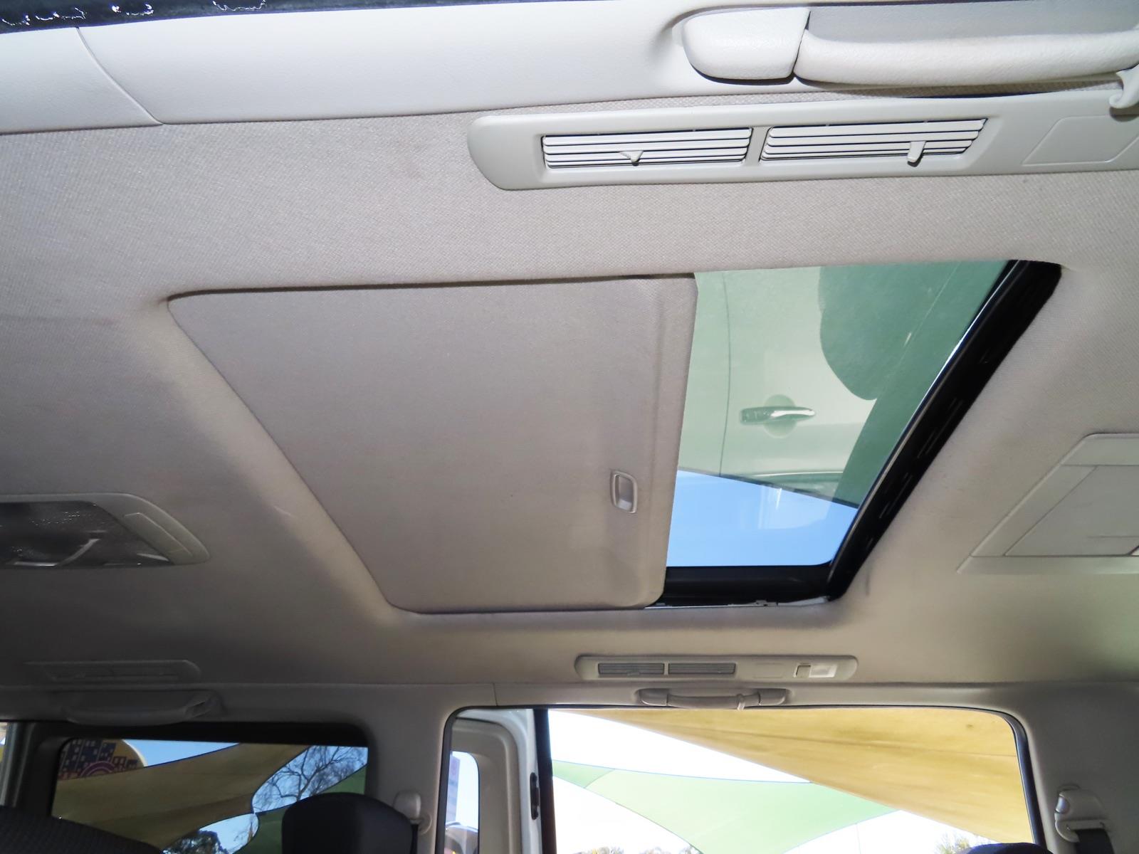 2005 NISSAN ELGRAND E51 5 SP AUTOMATIC