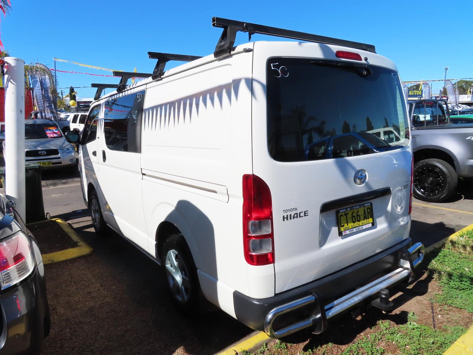 2006 TOYOTA HIACE TRH201R LWB 5 SP MANUAL 4D VAN