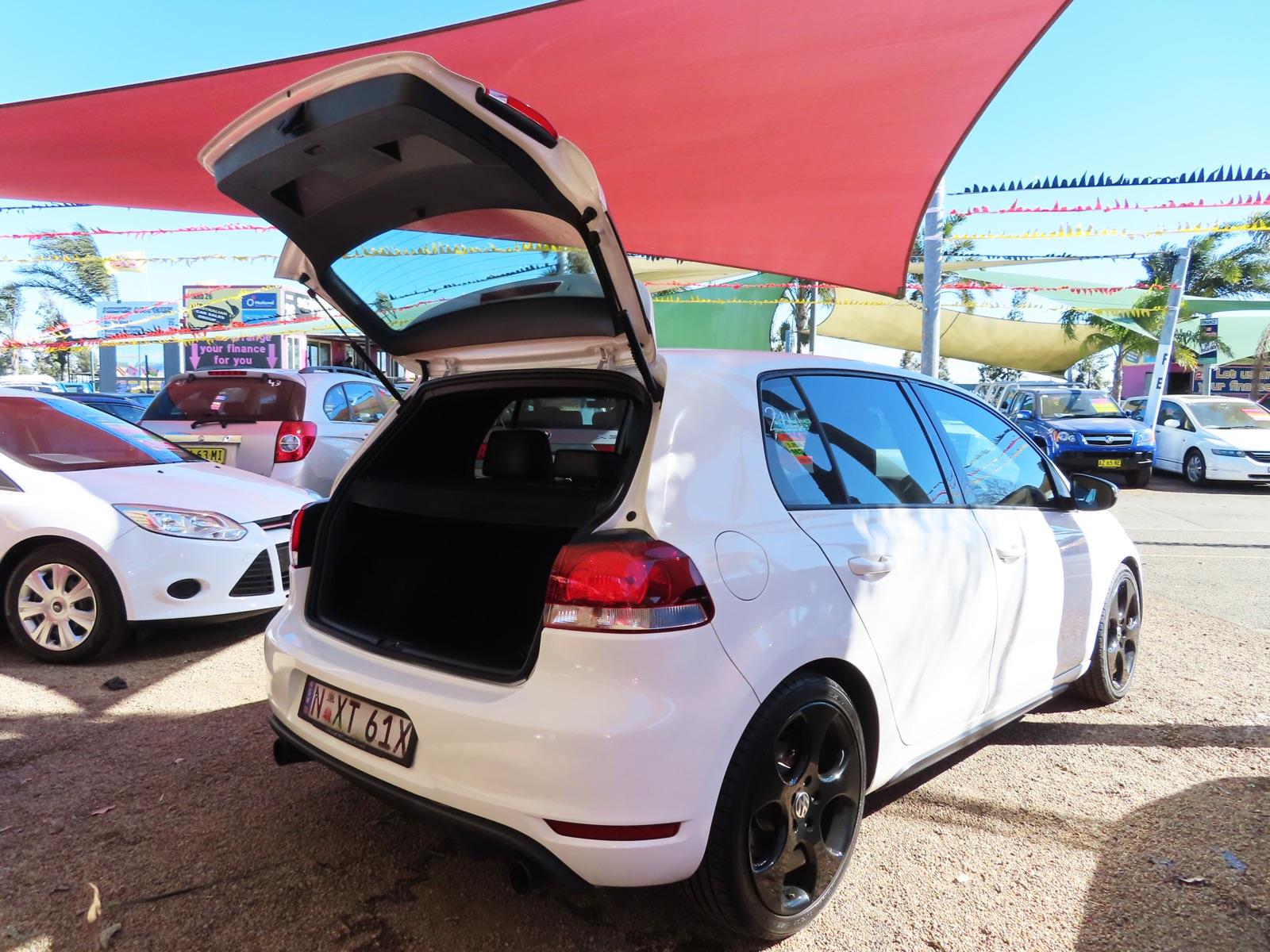 2010 VOLKSWAGEN GOLF 1K MY10 GTI 6 SP AUTO DIRECT SHIFT 3D HATCHBACK