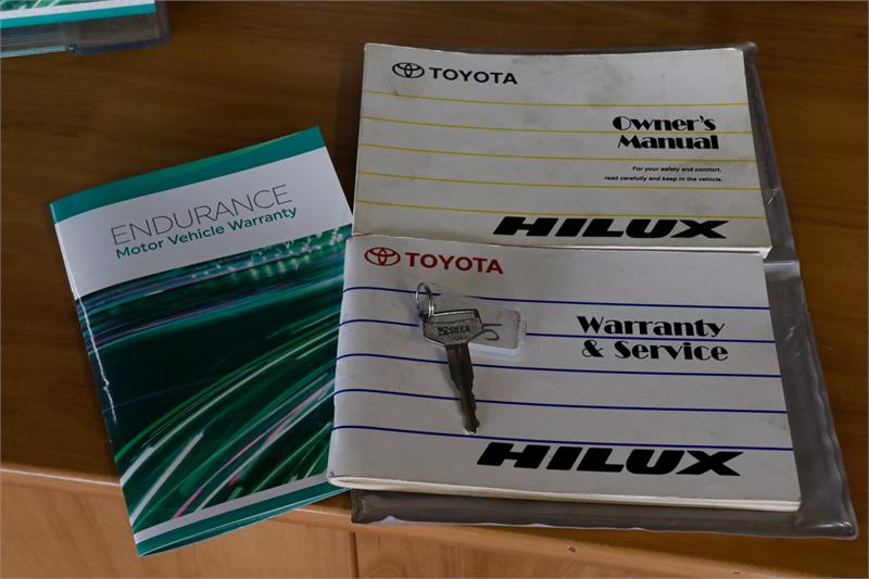 2002 TOYOTA HILUX KZN165R MANUAL UTILITY