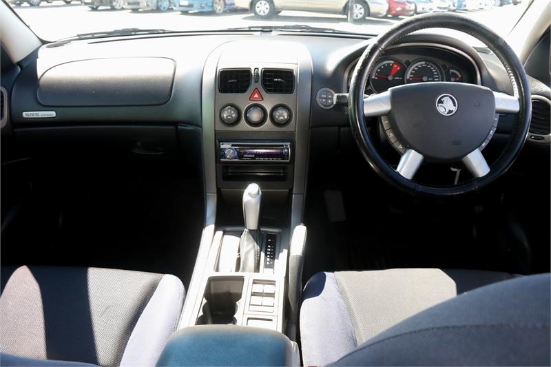 2005 HOLDEN COMMODORE VZ SV6 SPORTS AUTOMATIC SEDAN