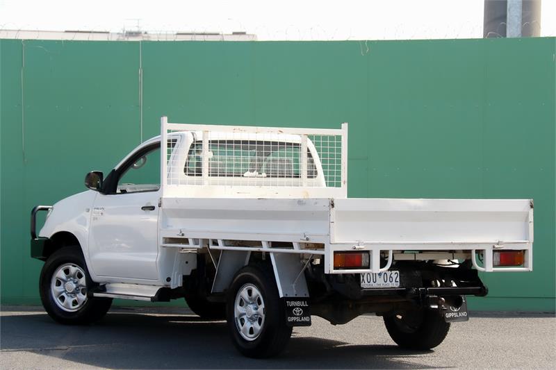 2010 TOYOTA HILUX KUN26R SR MANUAL CAB CHASSIS