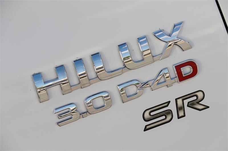 2010 TOYOTA HILUX KUN26R SR MANUAL CAB CHASSIS