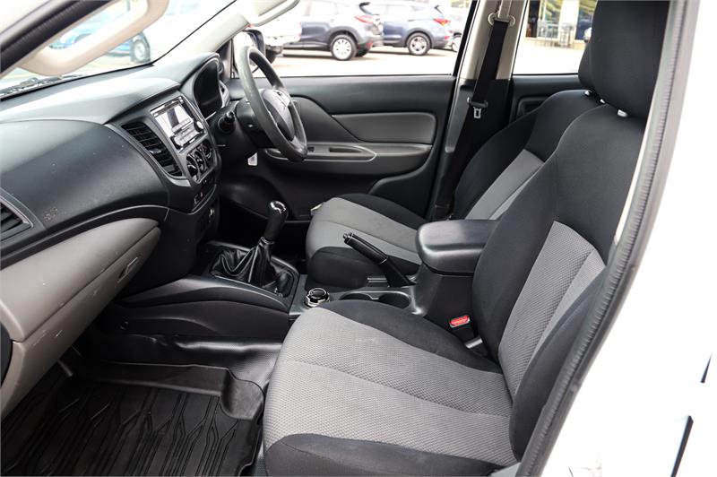 2016 MITSUBISHI TRITON MQ GLX MANUAL UTILITY