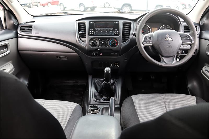2016 MITSUBISHI TRITON MQ GLX MANUAL UTILITY
