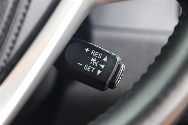 2014 TOYOTA KLUGER GSU55R GRANDE SPORTS AUTOMATIC WAGON