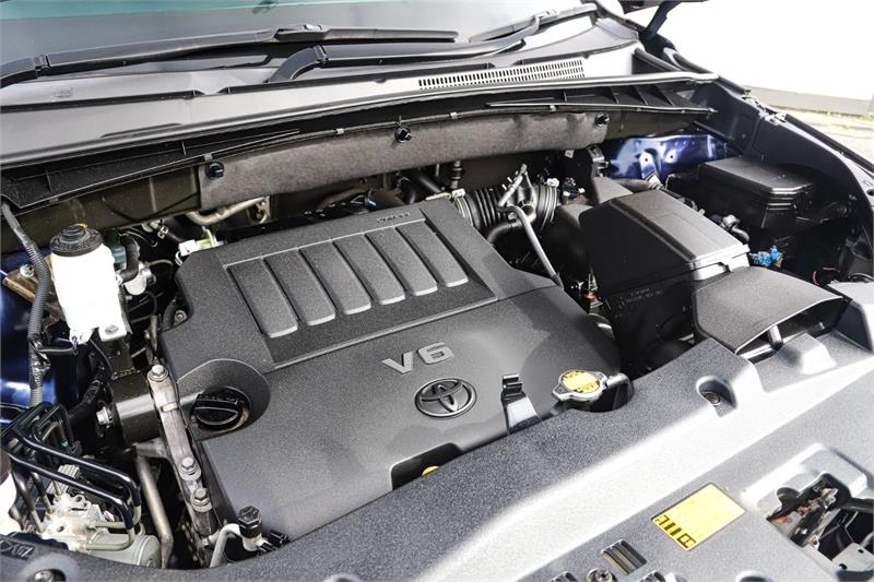 2014 TOYOTA KLUGER GSU55R GRANDE SPORTS AUTOMATIC WAGON