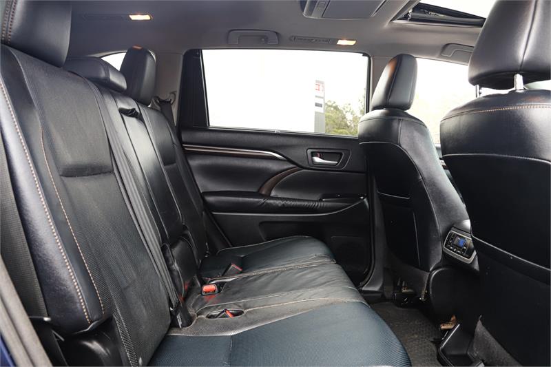 2014 TOYOTA KLUGER GSU55R GRANDE SPORTS AUTOMATIC WAGON