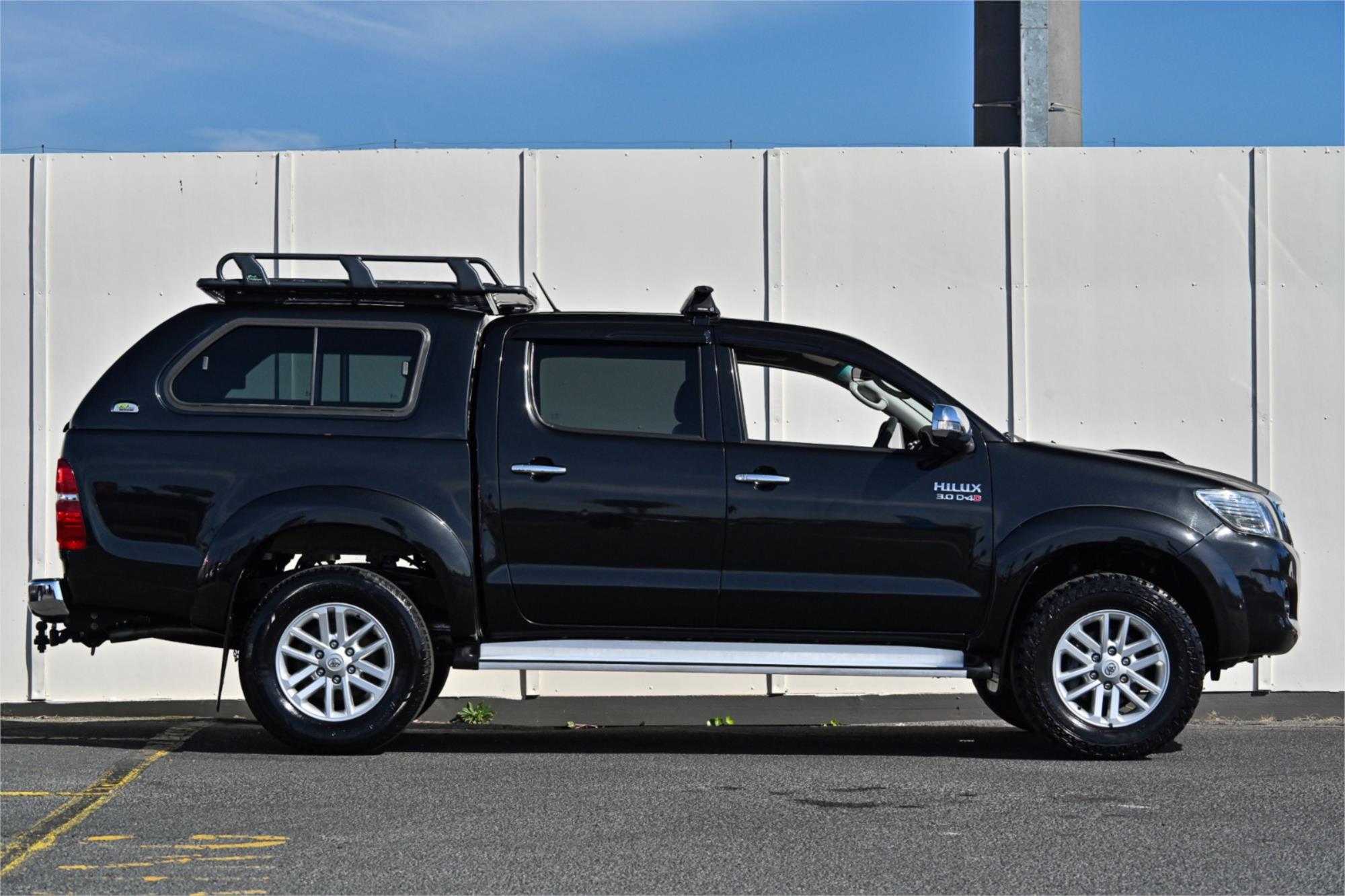 2014 TOYOTA HILUX KUN26R SR5 AUTOMATIC UTILITY