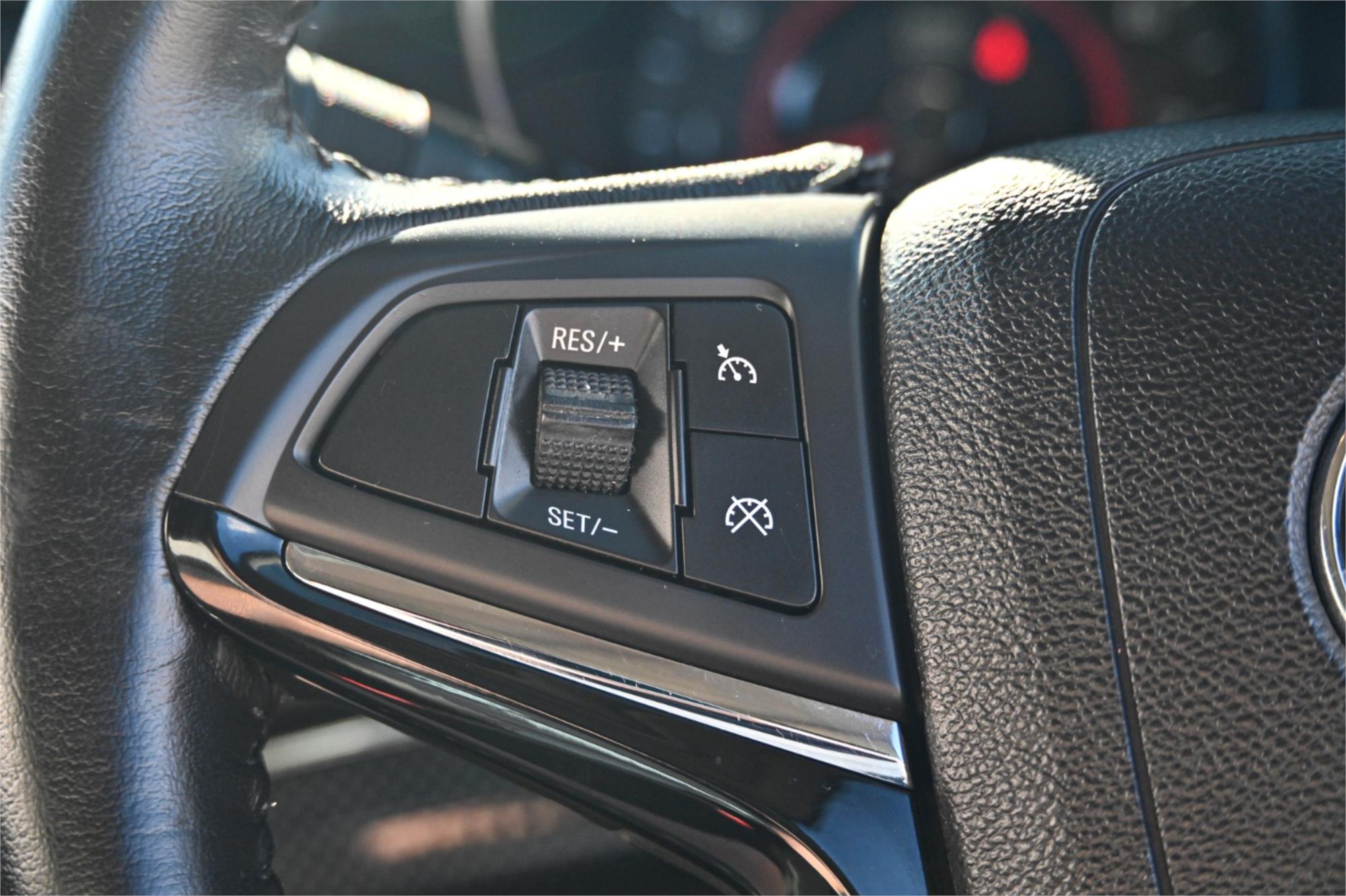 2015 HOLDEN COMMODORE VF SS MANUAL SEDAN