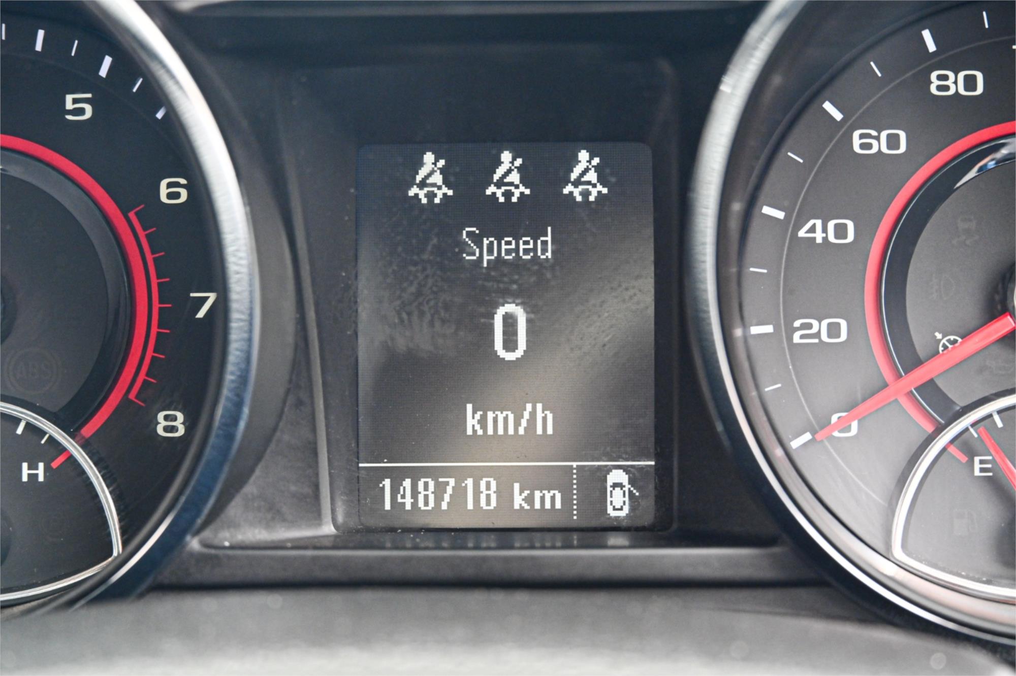 2013 HOLDEN COMMODORE VF SS 6 SP MANUAL 4D SEDAN
