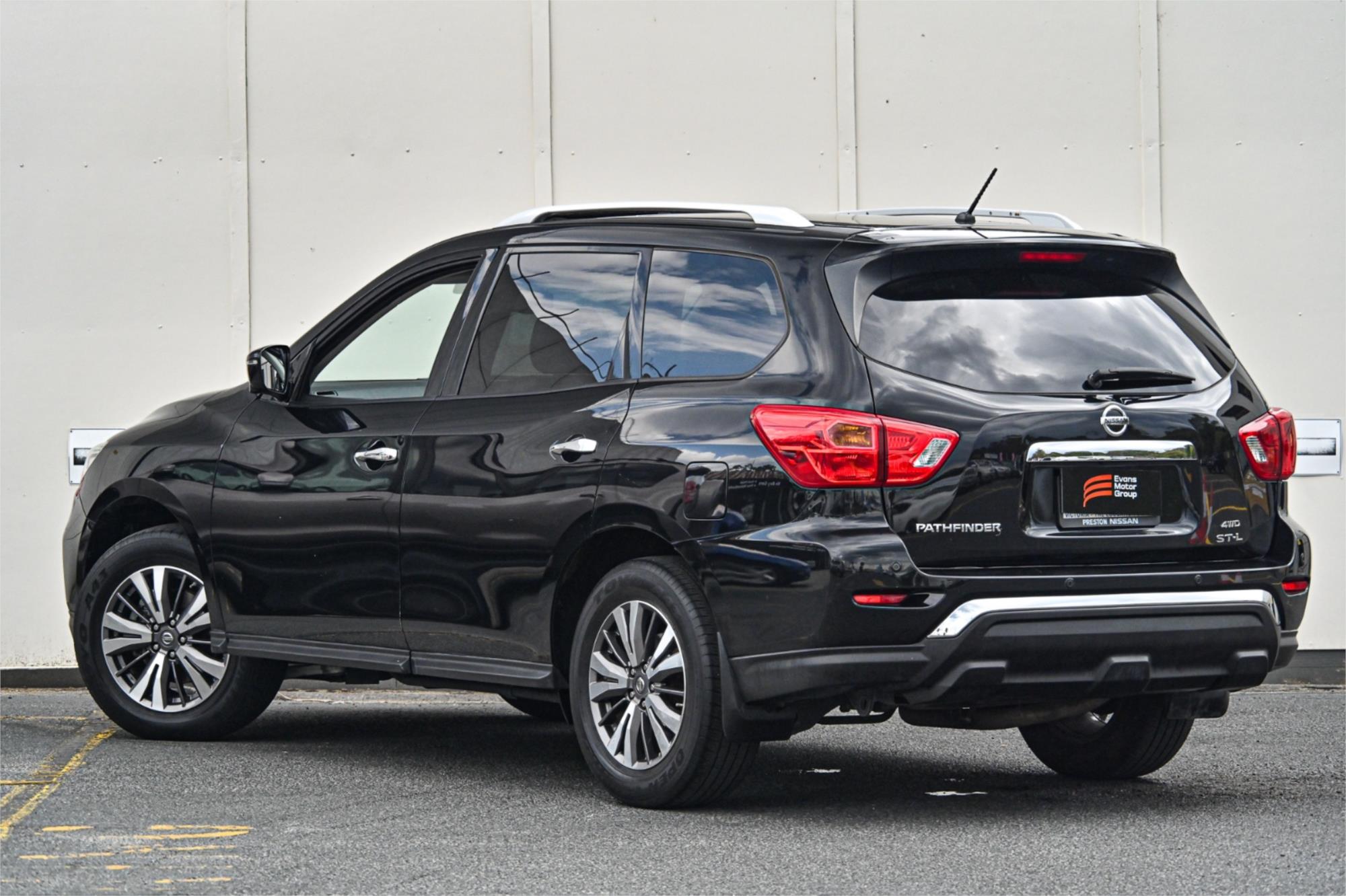 2017 NISSAN PATHFINDER R52 MY17 SERIES 2 ST-L (4x4) CONTINUOUS VARIABLE 4D WAGON