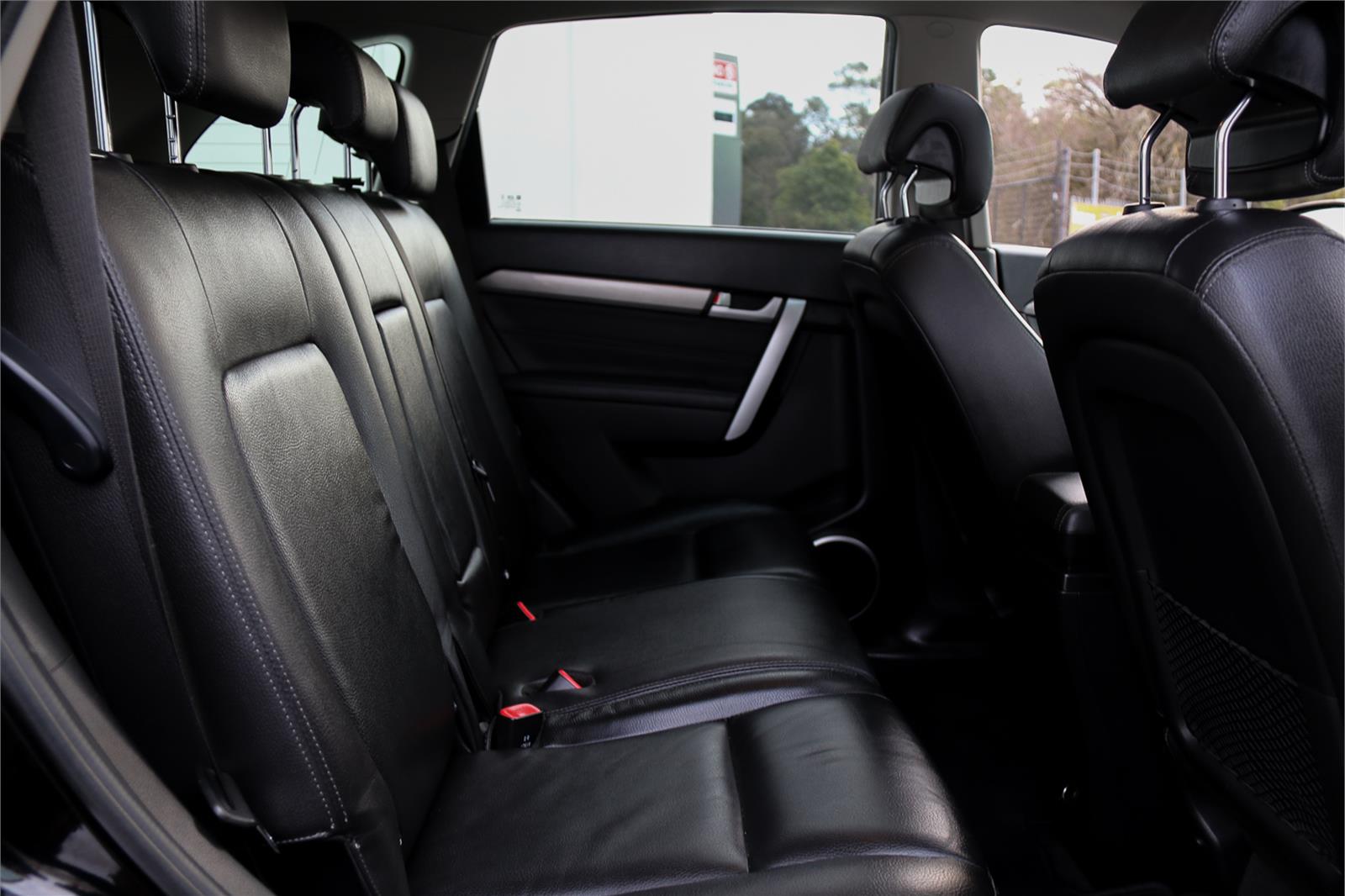 2017 HOLDEN CAPTIVA CG MY17 ACTIVE 5 SEATER 6 SP AUTOMATIC 4D WAGON