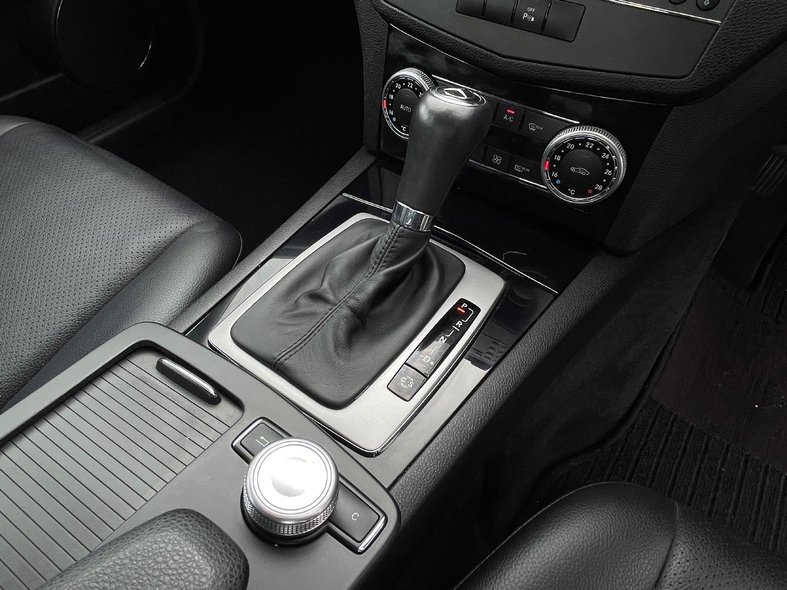 2010 MERCEDES-BENZ C-CLASS W204 C200 CGI SPORTS AUTOMATIC SEDAN