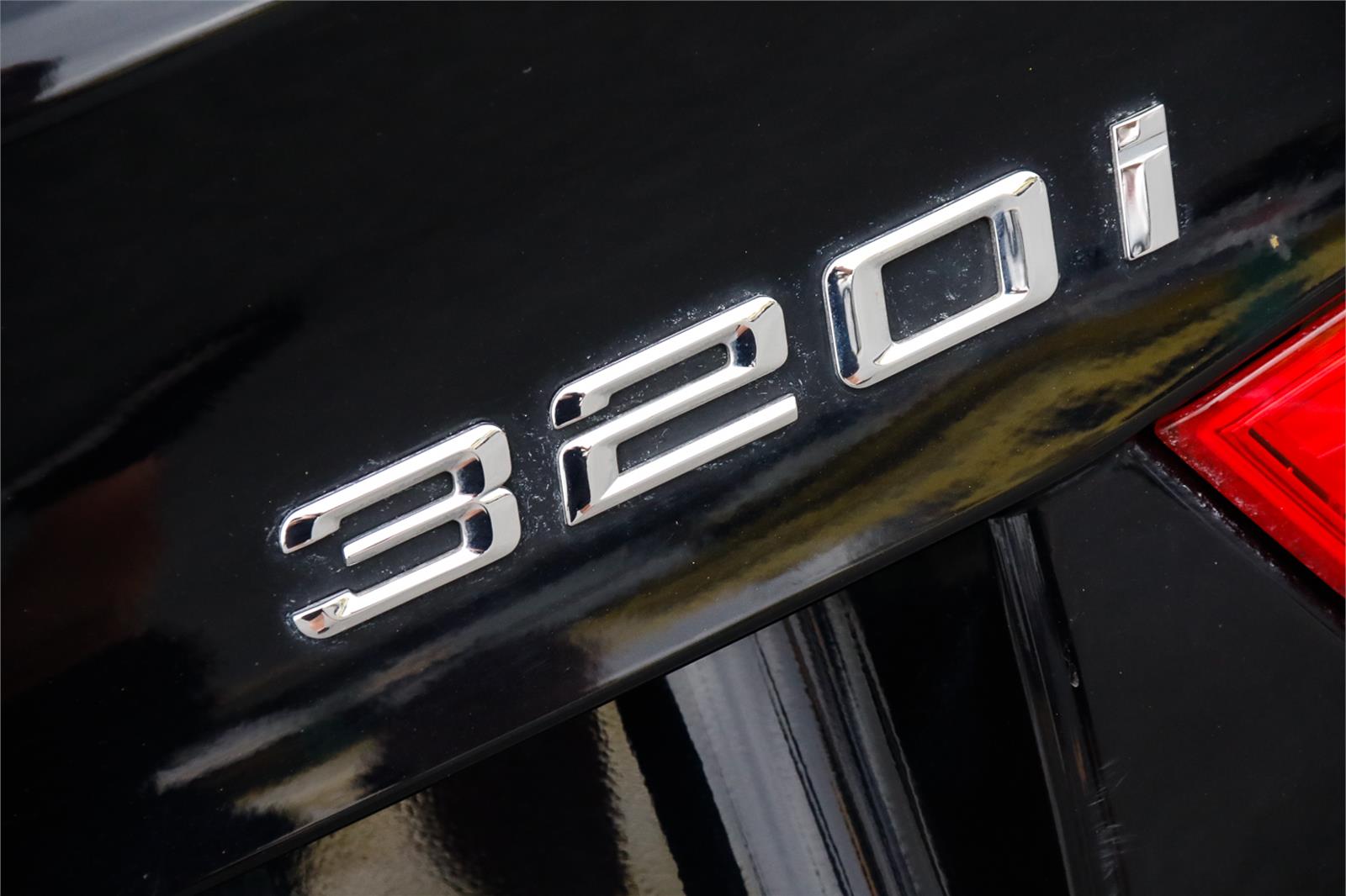 2010 BMW 3 SERIES E90 320I SPORTS AUTOMATIC SEDAN