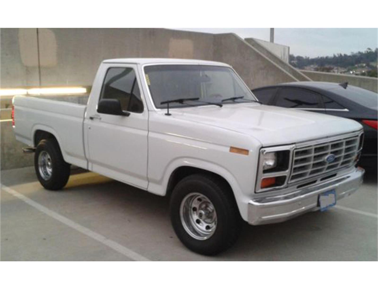 1985 FORD F100 MANUAL UTILITY