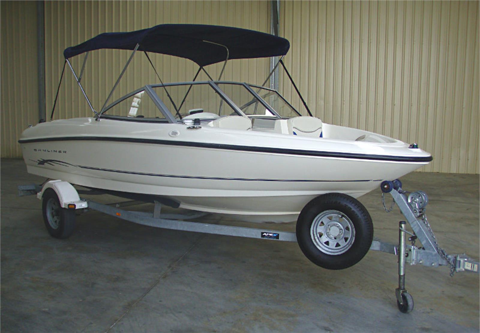 2004 BAYLINER O RUNABOUT AUTOMATIC FIBREGLASS
