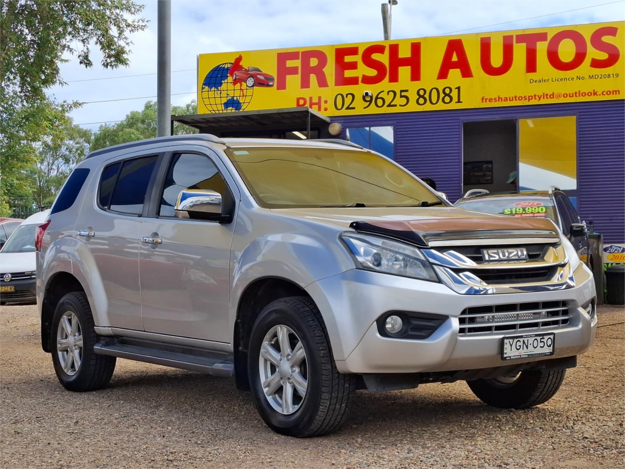 2016 ISUZU MU-X UC MY15 LS-T (4x2) 5 SP AUTOMATIC 4D WAGON