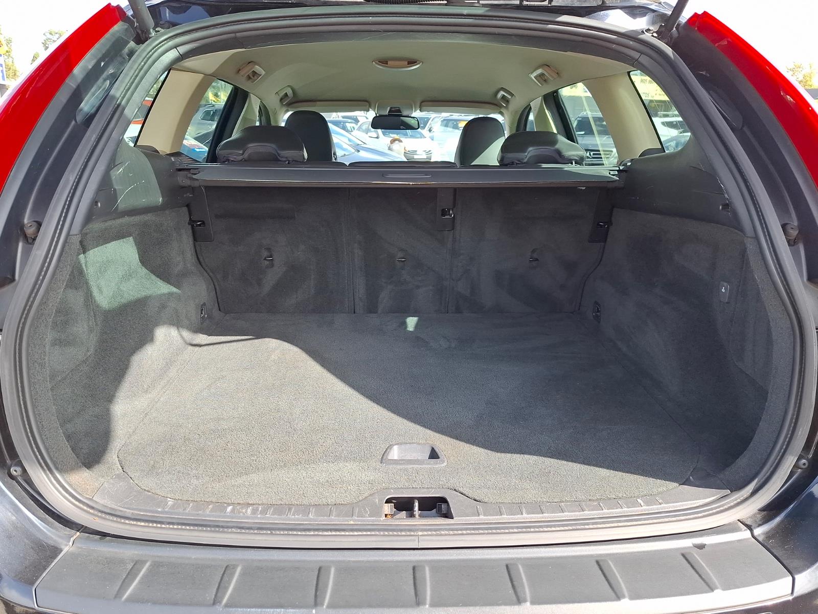 2010 VOLVO XC60 DZ MY10 3.2 6 SP AUTOMATIC GEARTRONIC 4D WAGON