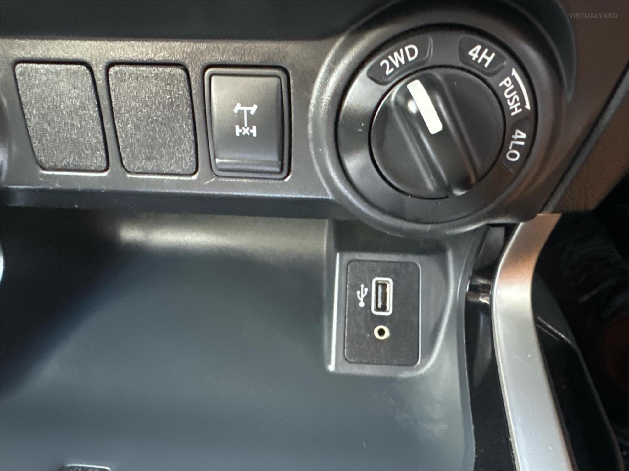 2019 NISSAN NAVARA D23 SERIES 4 MY19 ST (4x2) 7 SP AUTOMATIC DUAL CAB P/UP