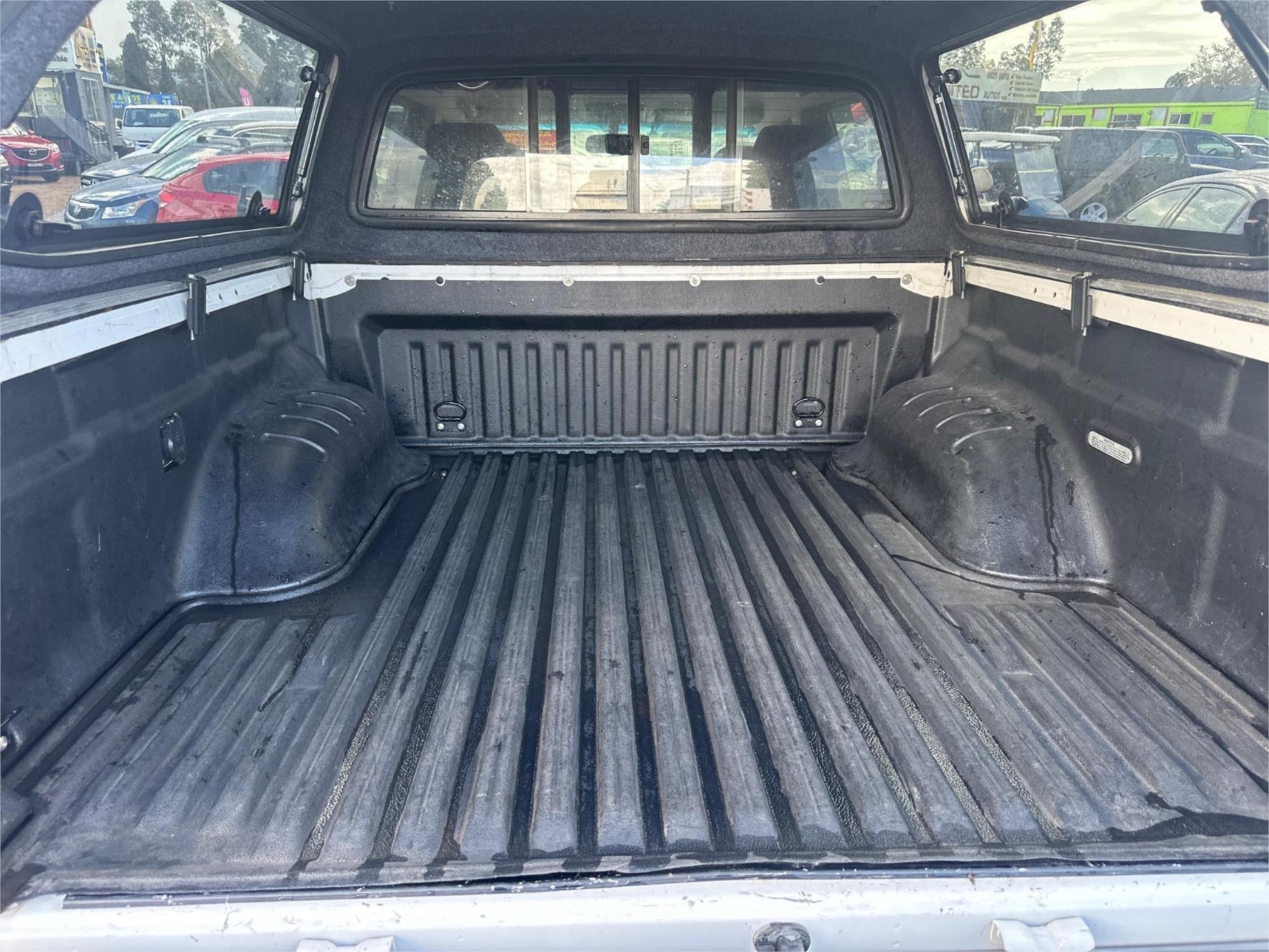 2019 NISSAN NAVARA D23 SERIES 4 MY19 ST (4x2) 7 SP AUTOMATIC DUAL CAB P/UP