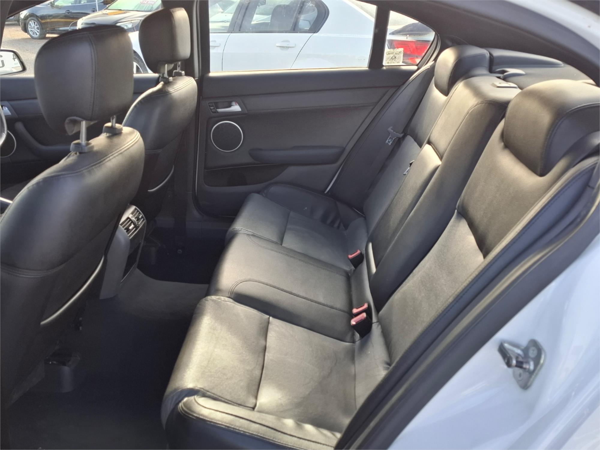 2011 HOLDEN COMMODORE VE II SS-V 6 SP MANUAL 4D SEDAN