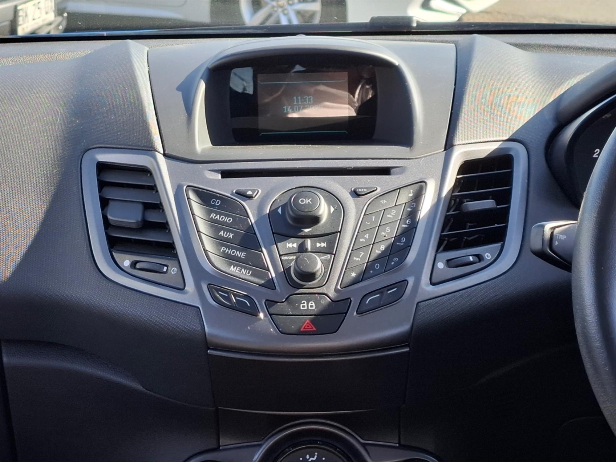 2014 FORD FIESTA WZ AMBIENTE 6 SP AUTOMATIC 5D HATCHBACK