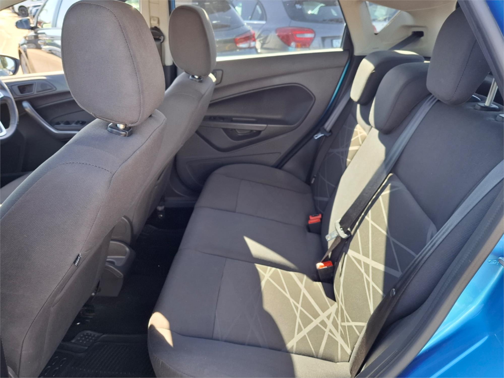 2014 FORD FIESTA WZ AMBIENTE 6 SP AUTOMATIC 5D HATCHBACK