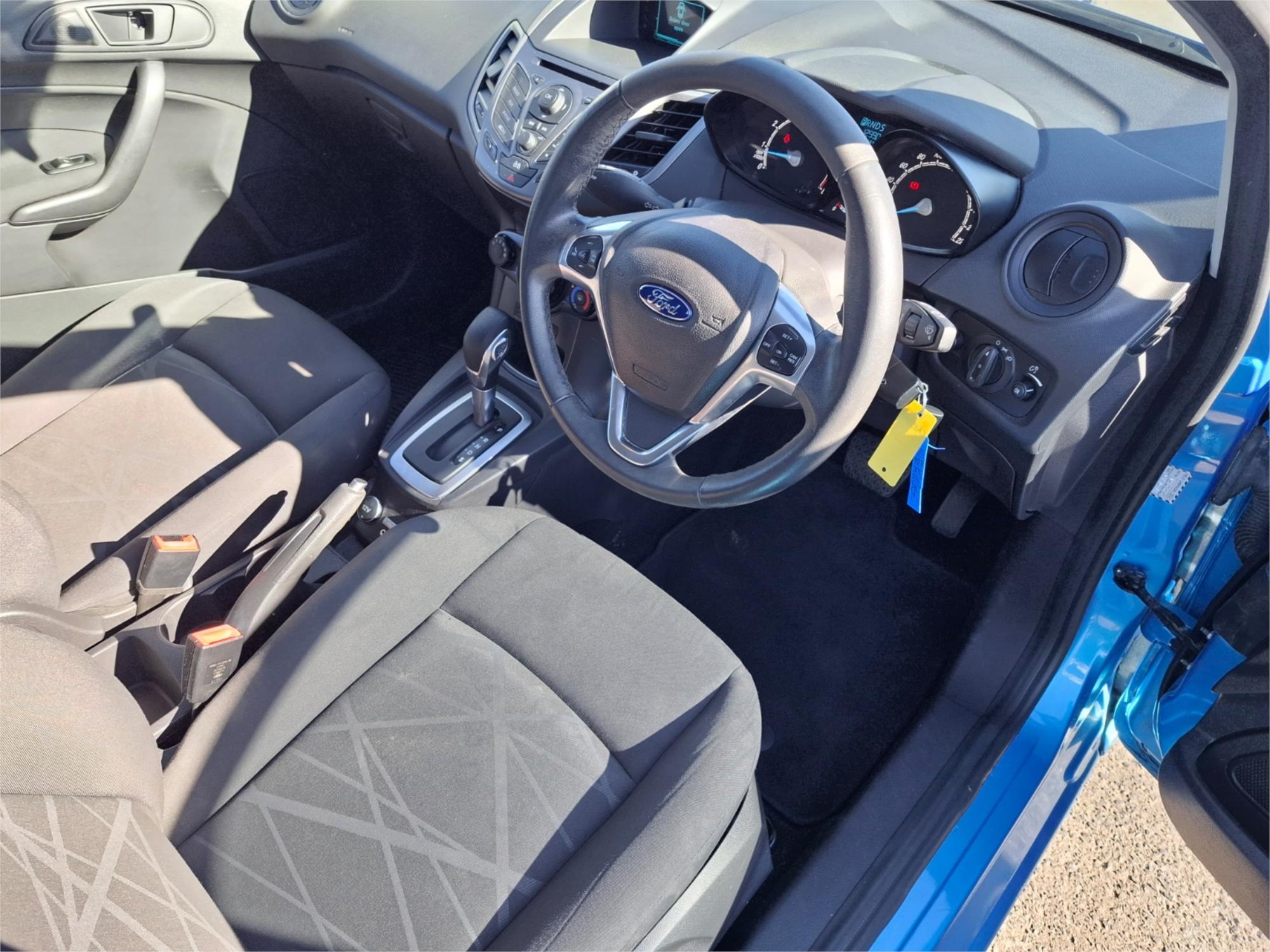 2014 FORD FIESTA WZ AMBIENTE 6 SP AUTOMATIC 5D HATCHBACK