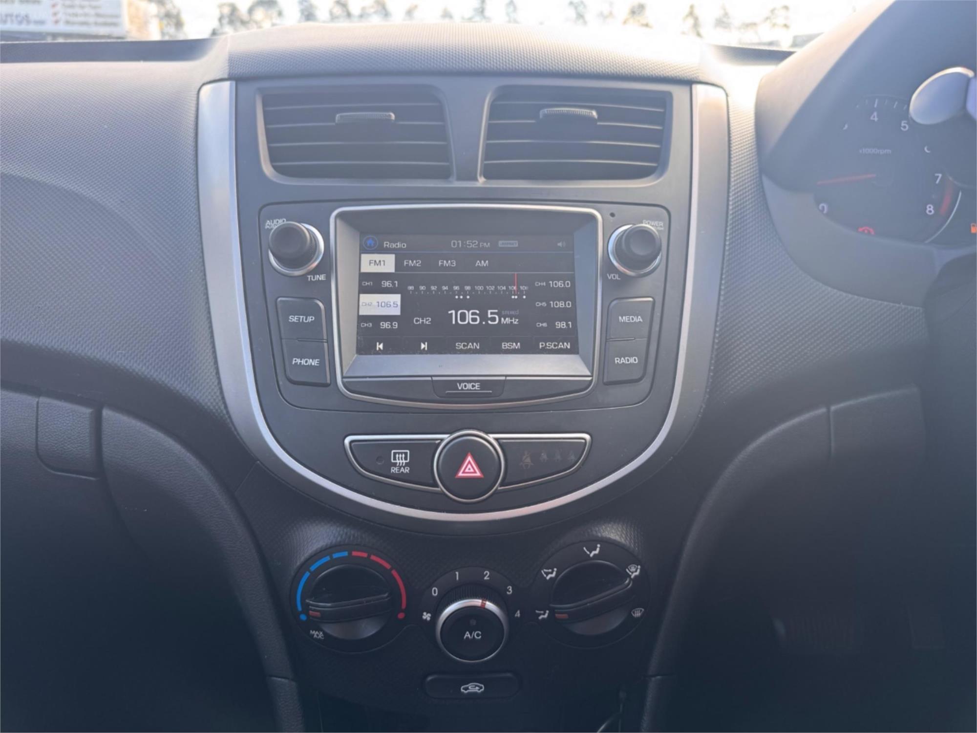 2017 HYUNDAI ACCENT RB5 SPORT 6 SP AUTOMATIC 5D HATCHBACK