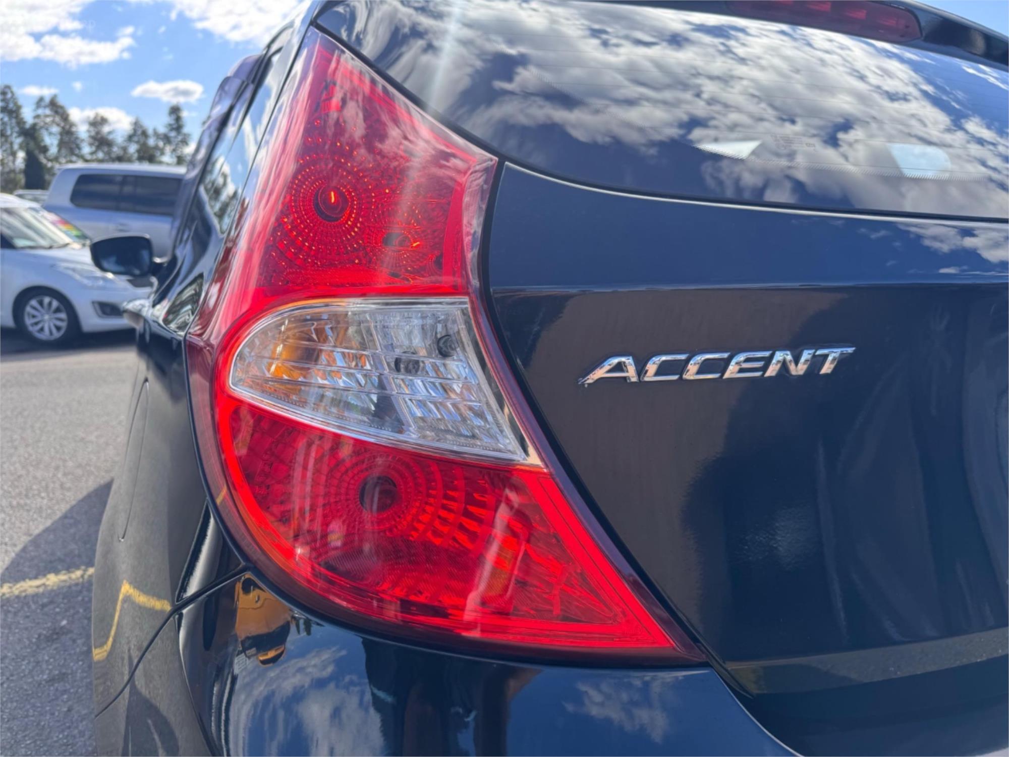 2017 HYUNDAI ACCENT RB5 SPORT 6 SP AUTOMATIC 5D HATCHBACK