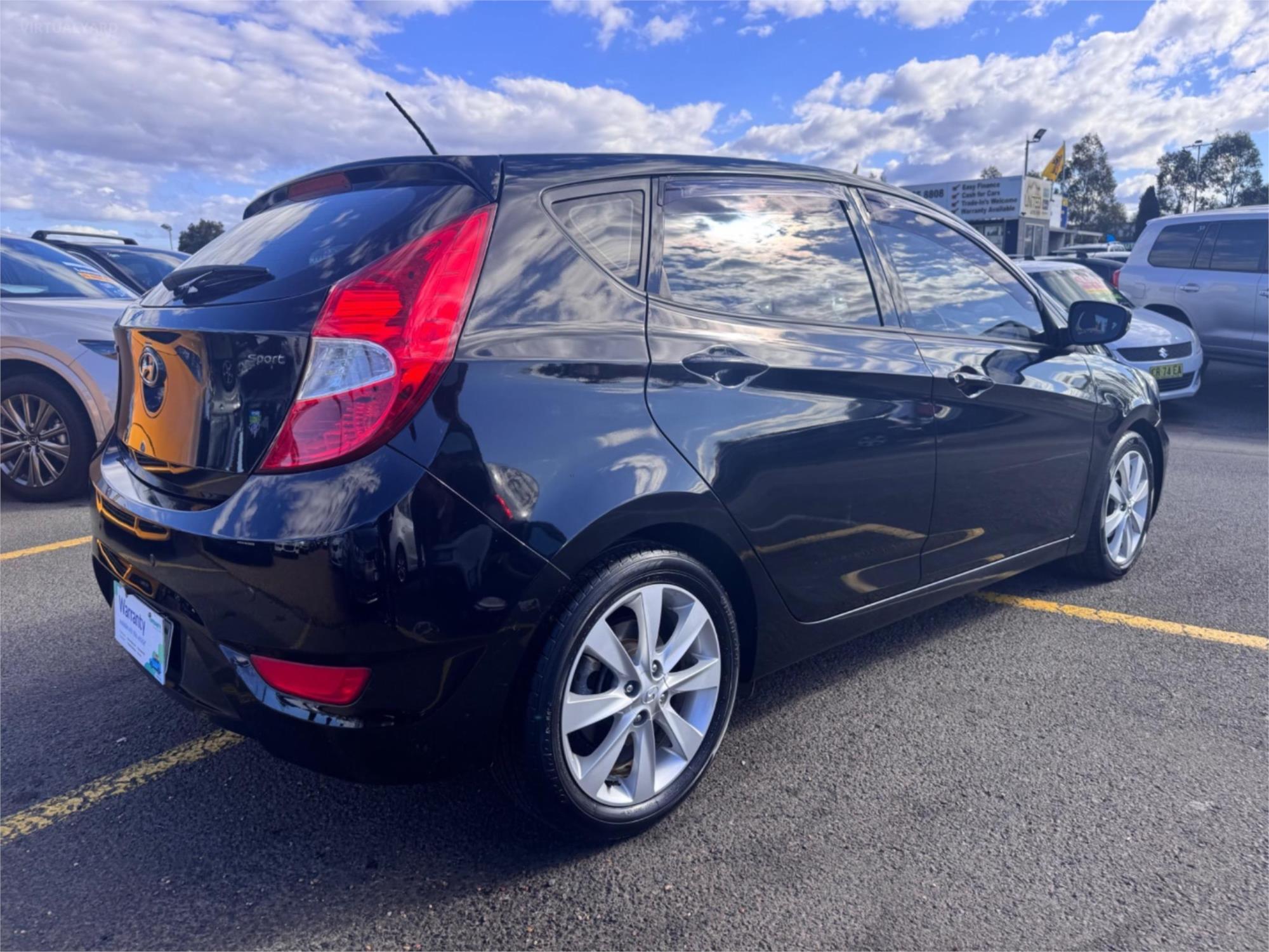 2017 HYUNDAI ACCENT RB5 SPORT 6 SP AUTOMATIC 5D HATCHBACK