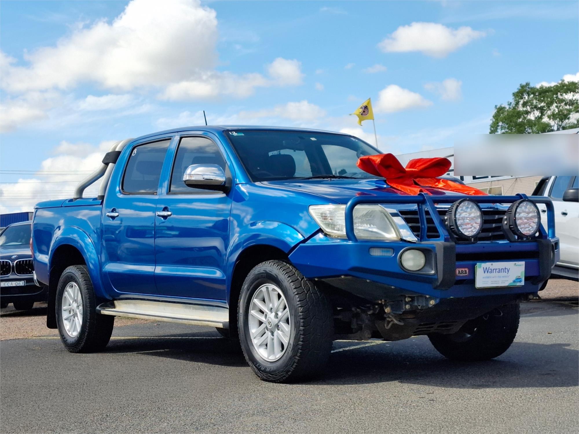 2013 TOYOTA HILUX KUN26R MY12 SR5 (4x4) 5 SP MANUAL DUAL CAB P/UP