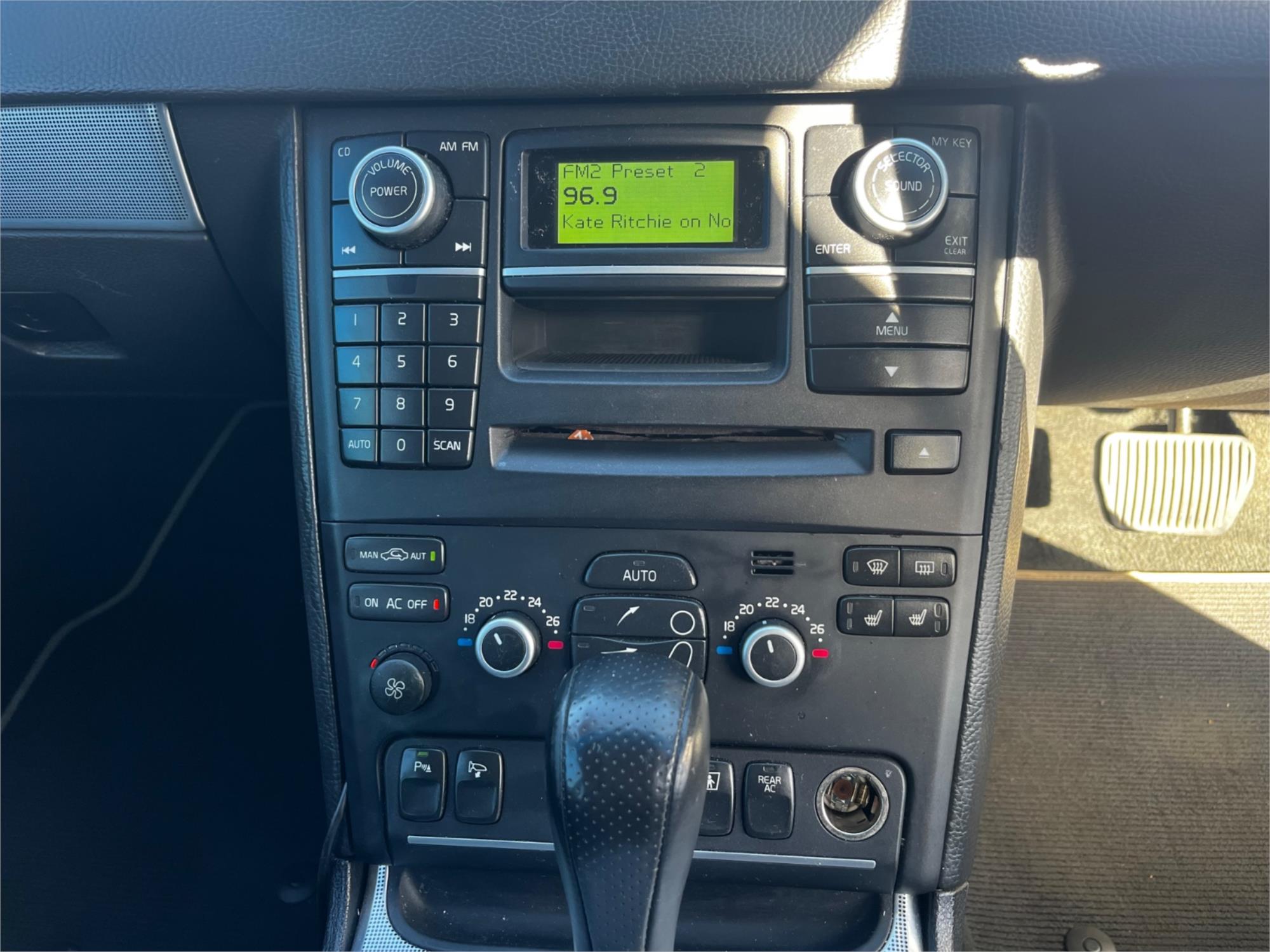 2009 VOLVO XC90 MY09 3.2 R-DESIGN 6 SP AUTOMATIC GEARTRONIC 4D WAGON