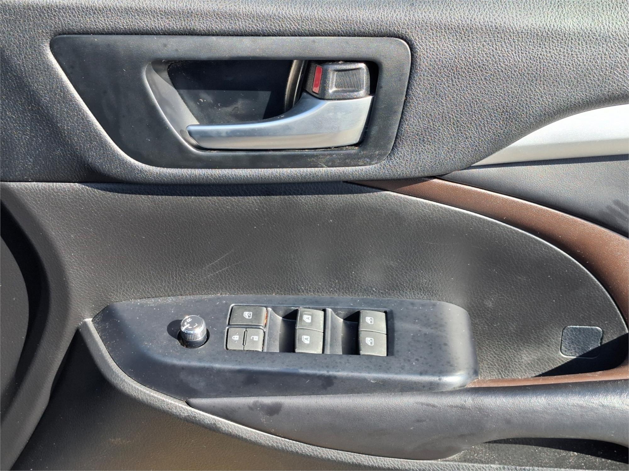 2018 TOYOTA KLUGER GSU50R MY17 GXL (4x2) 8 SP AUTOMATIC 4D WAGON