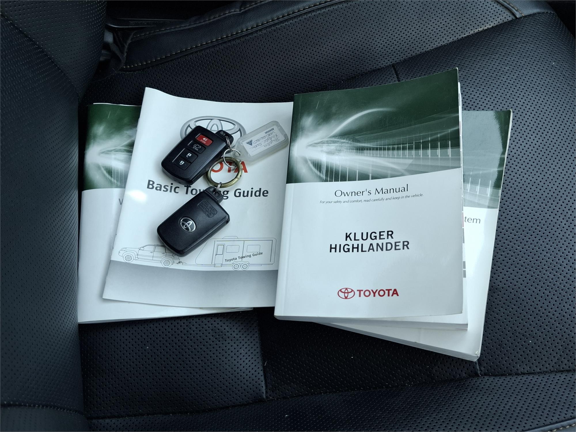 2018 TOYOTA KLUGER GSU50R MY17 GXL (4x2) 8 SP AUTOMATIC 4D WAGON